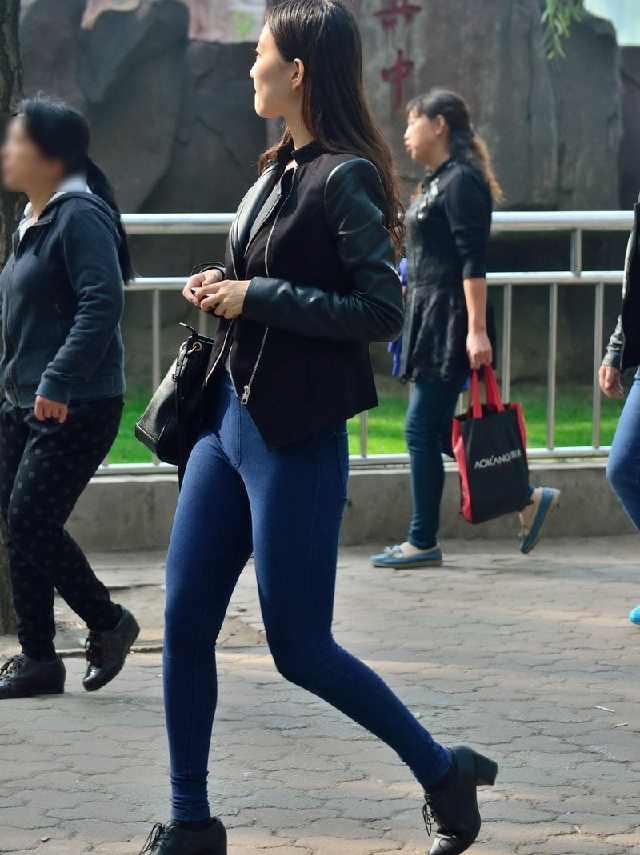 床上的红唇日记未压缩版